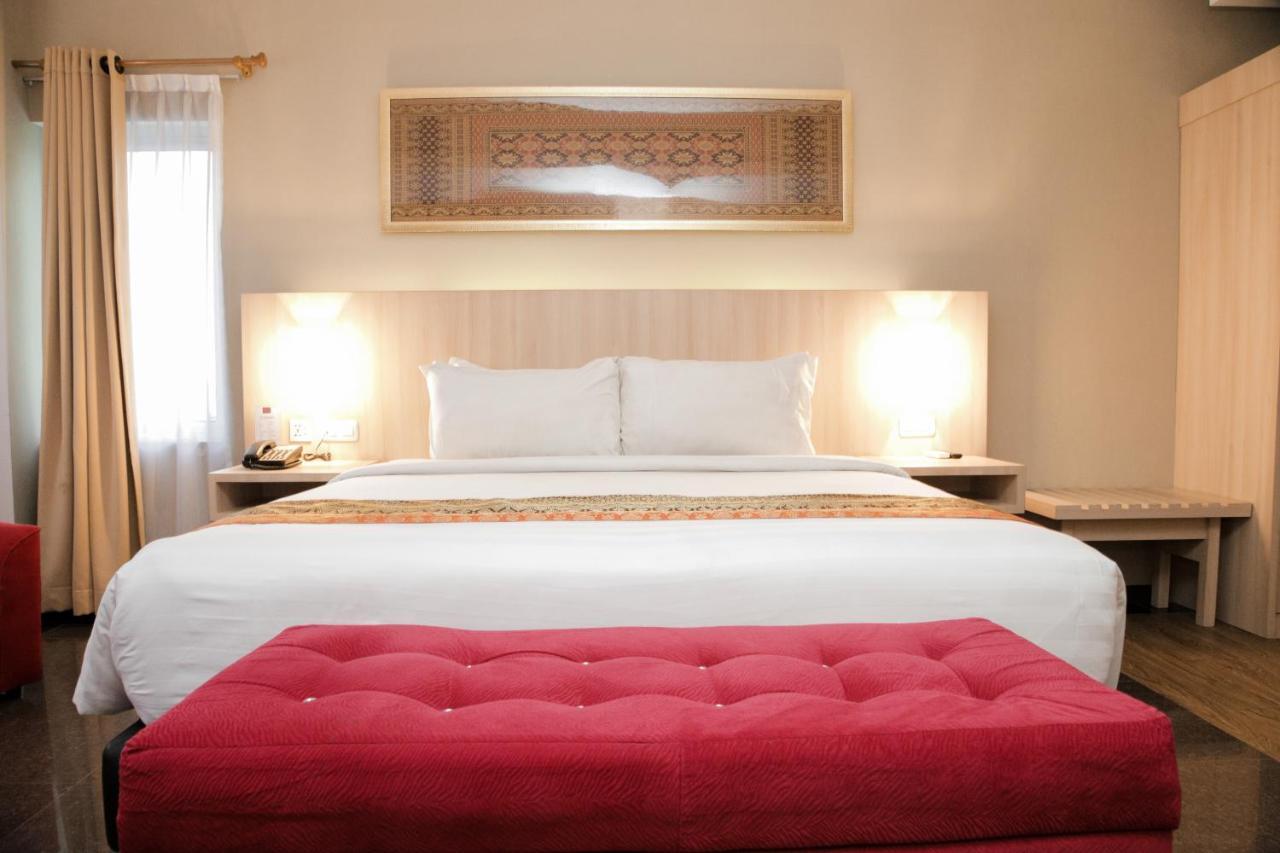 แกรนด์ อินนา เมดาน Hotel ภายนอก รูปภาพ